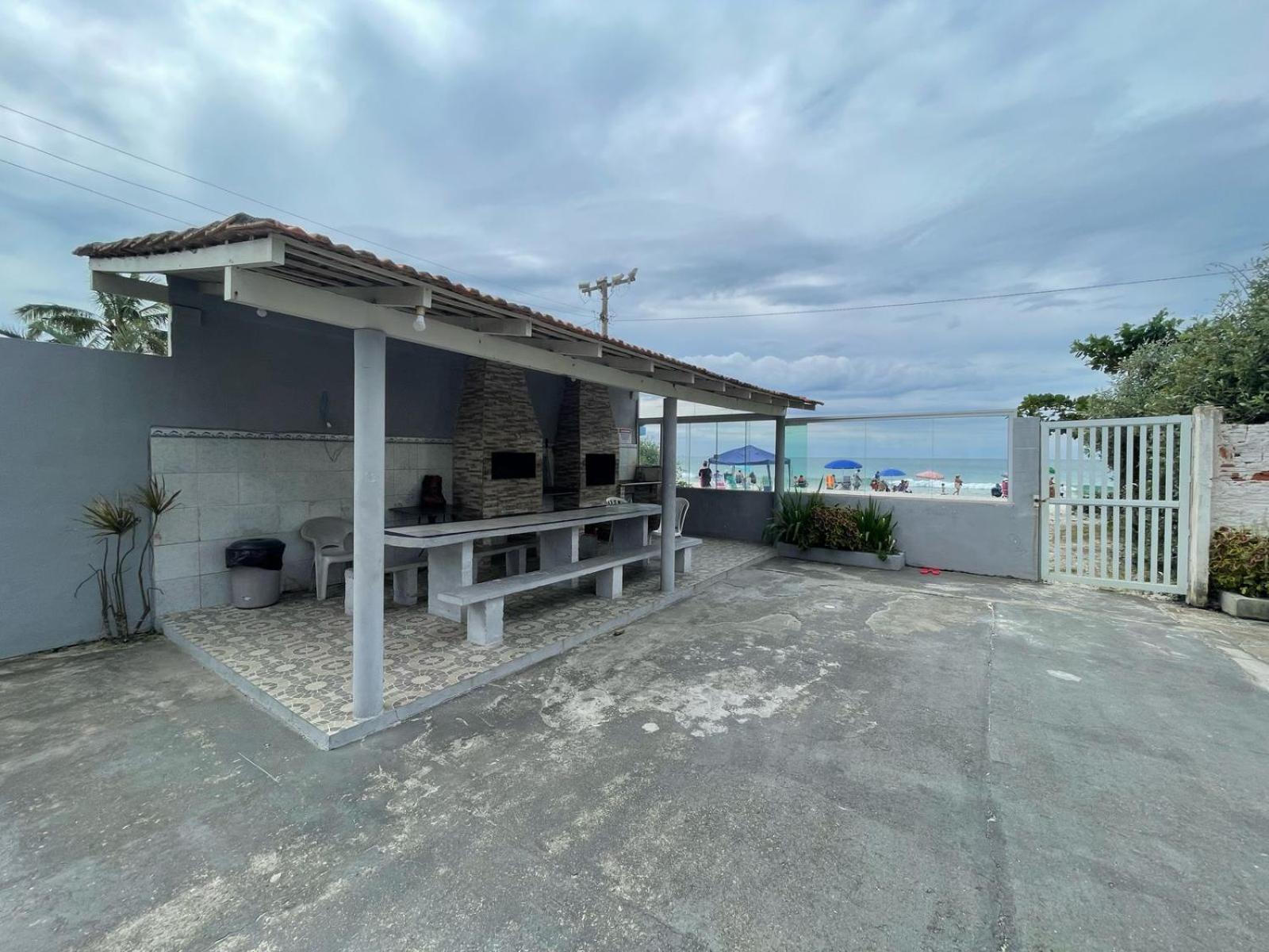 Apartamento 04 Pessoas, Em Residencial Frente Ao Mar Florianopolis